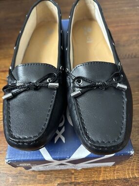 Geox Black Leather Bow-Trim Moccasin Loafers